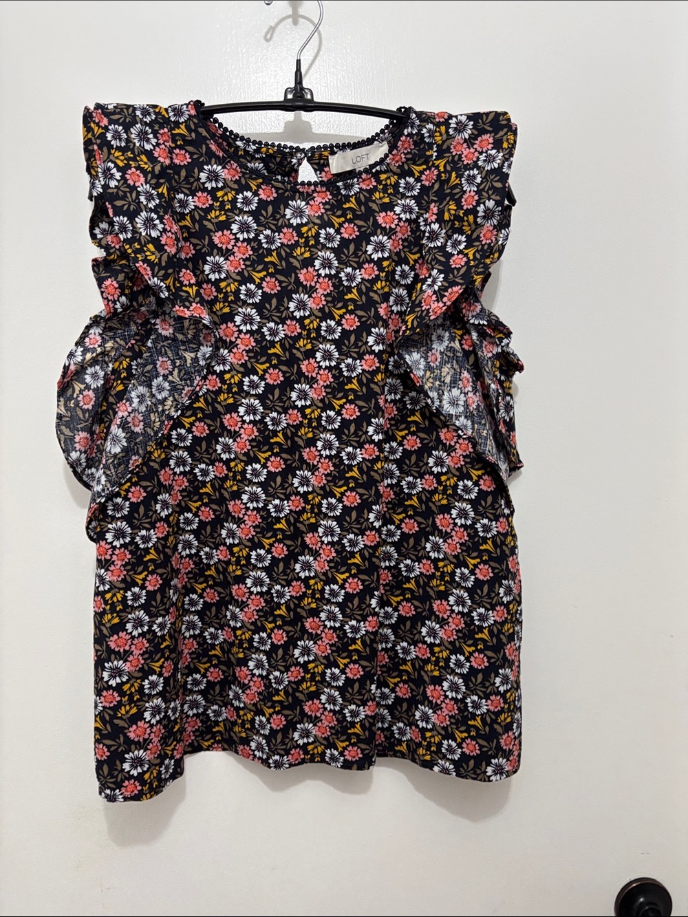 Beautiful LOFT Black Floral Flutter Sleeveless top with Coral and White Blooms